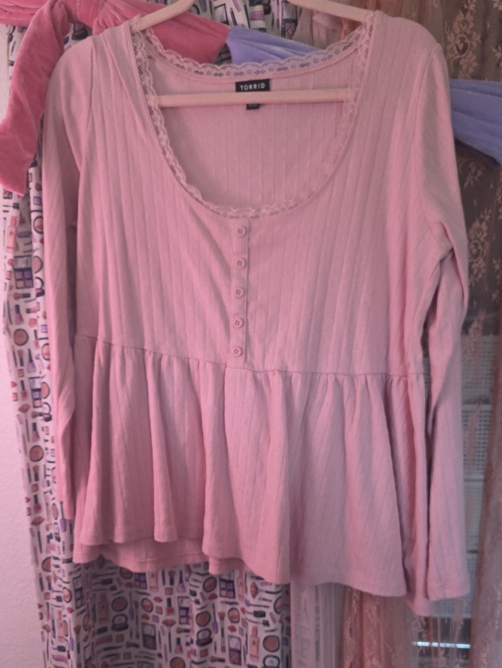 LOT of 2 Size 1 torrid Ribbed Lace-Trim Button-Front Peplum Top